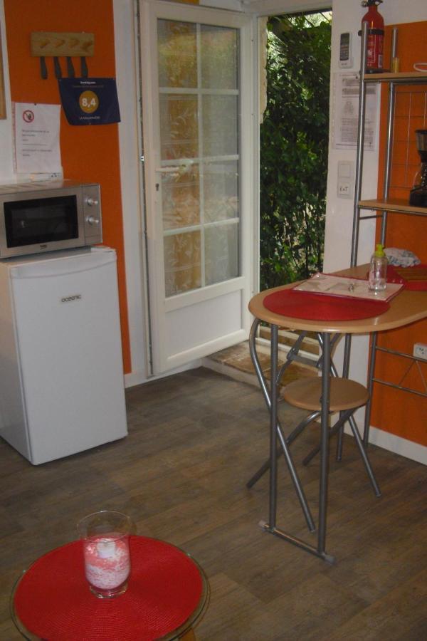 Lou Mas Li Pitchoun "La Melonniere" Apartment Gordes Bagian luar foto