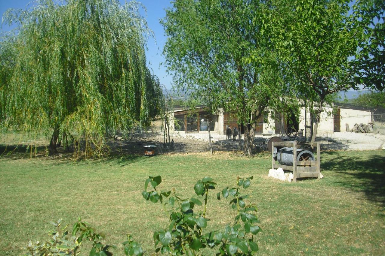 Lou Mas Li Pitchoun "La Melonniere" Apartment Gordes Bagian luar foto
