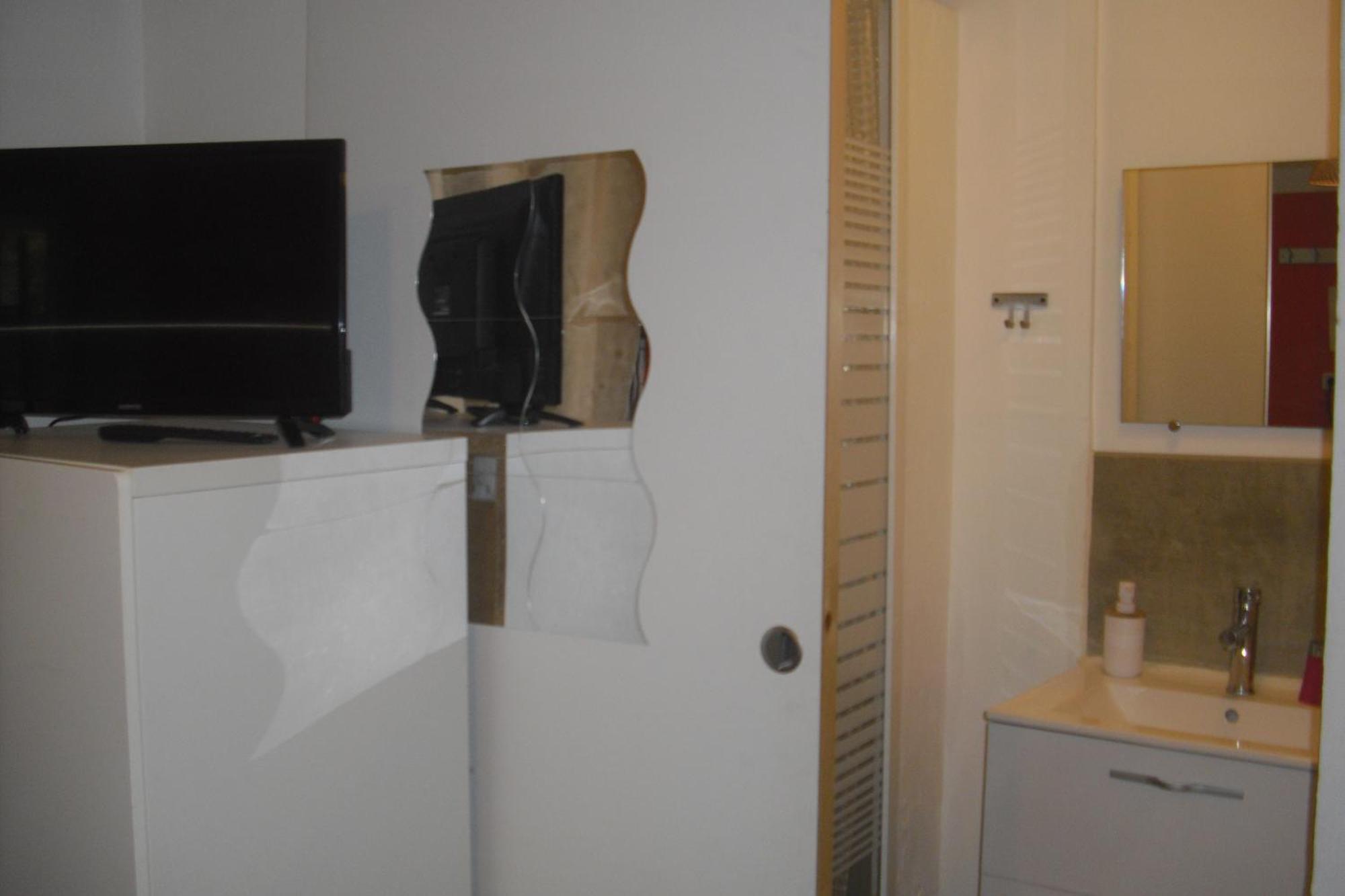 Lou Mas Li Pitchoun "La Melonniere" Apartment Gordes Bagian luar foto
